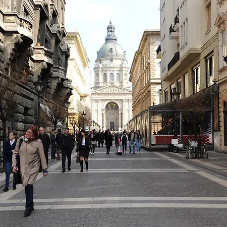 Budapesteasyflat Basilica Lux * Budapest
