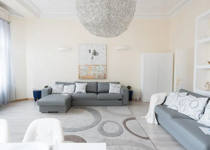 Budapesteasyflat Basilica Lux Apartament Budapesta