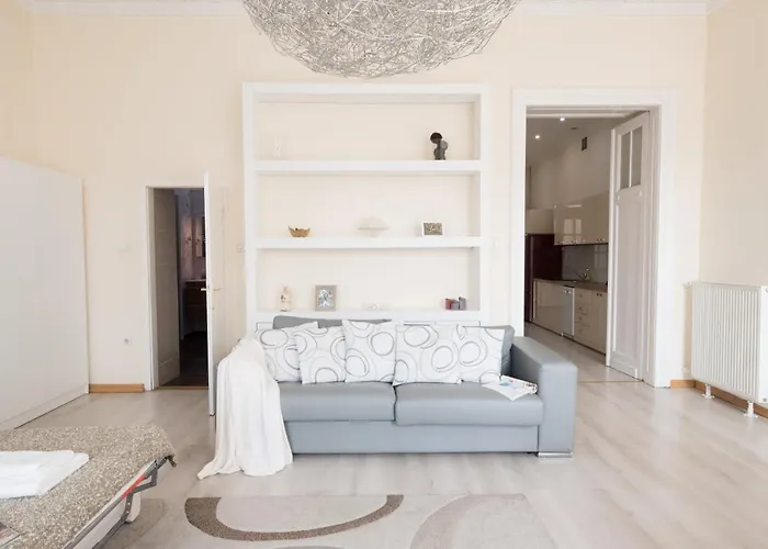 Budapesteasyflat Basilica Lux Apartament