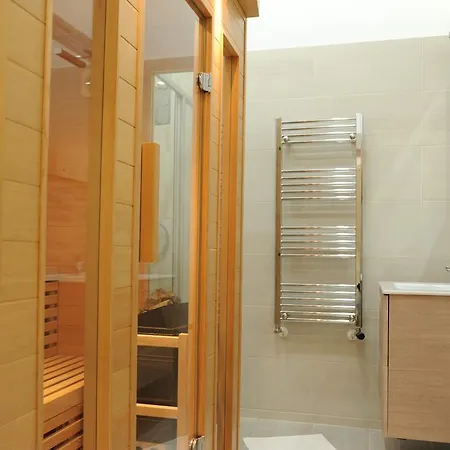 Budapesteasyflat Basilica Lux *