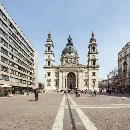 Budapesteasyflat Basilica Lux *